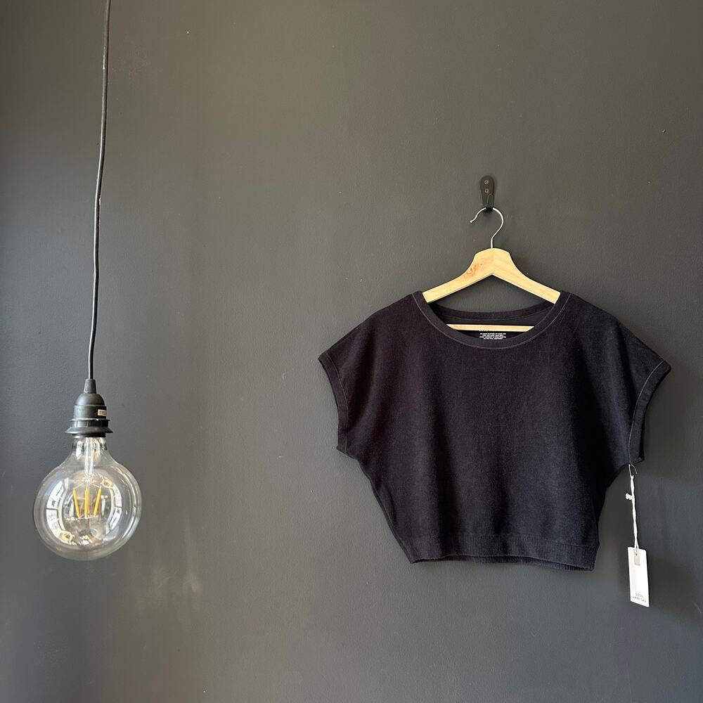 Good American Terry Crop Tee Black NEW Size Large XL - Picture 4 of 14